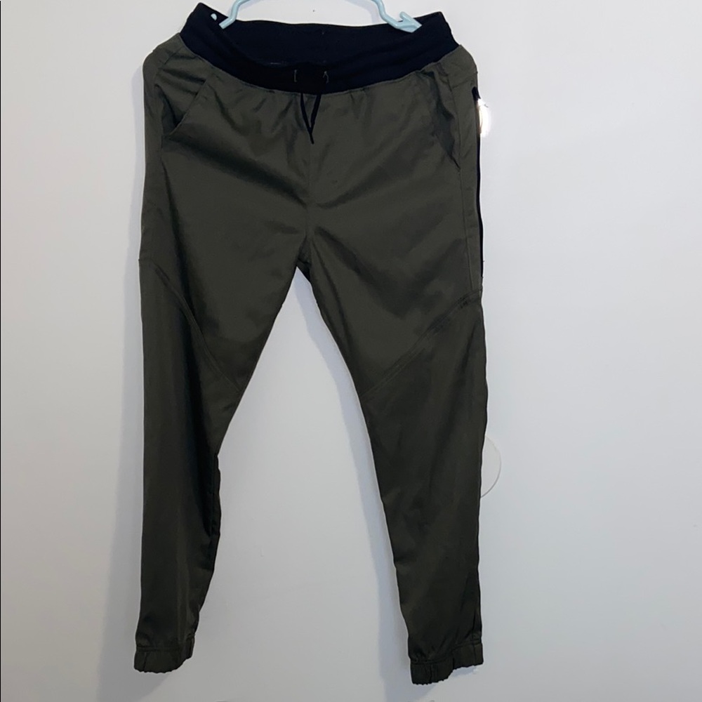 Wrangler Green and Black Joggers with Tapered Fit